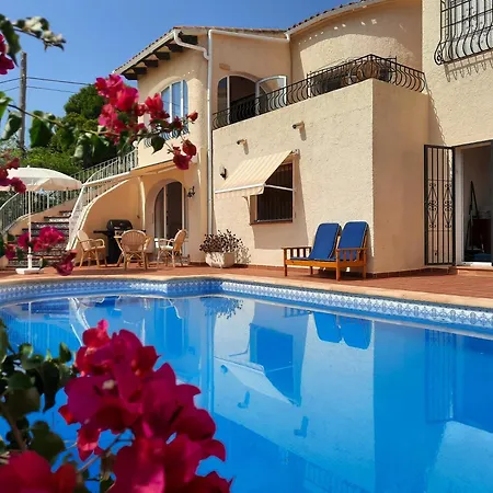 Casa Carolina Oasis With Heated Pool