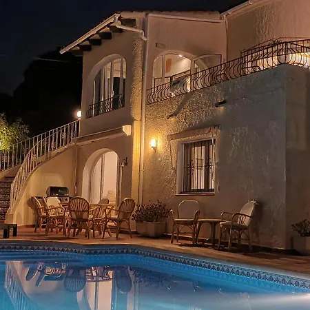 Casa Carolina Oasis With Heated Pool Benissa