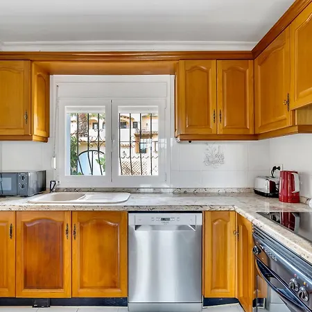 Villa Casa Carolina Oasis With Heated Pool *