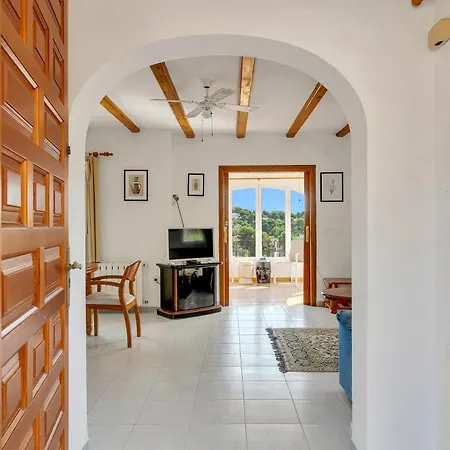 Casa Carolina Oasis With Heated Pool Benissa